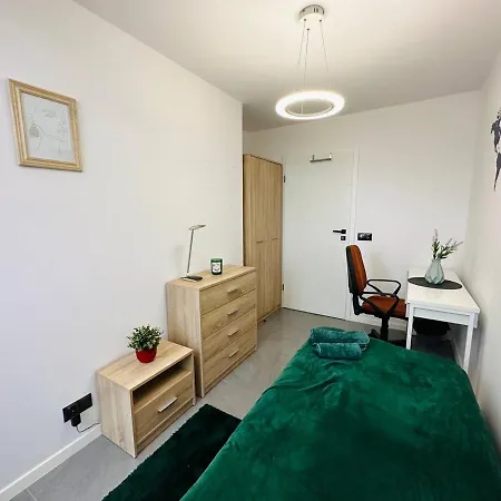 Center ホームステイ ワルシャワ